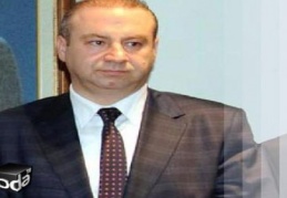 İsmini değiştirip Pensilvanya'da beddua seansına katılmış