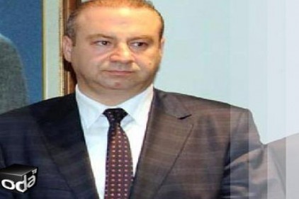 İsmini değiştirip Pensilvanya&#039;da beddua seansına katılmış