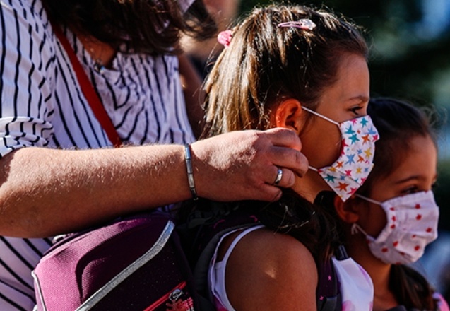 İspanya'da Covid-19 salgını nedeni ile çocuklarını okula göndermeyen velilere dava açılacak
