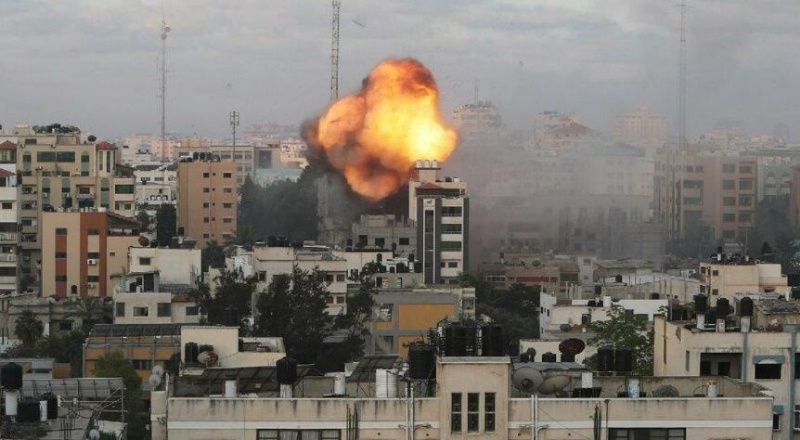 İsrail uçakları Gazze'ye hava saldırısı düzenledi