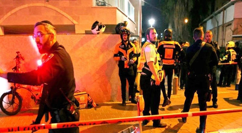 İsrail'de IŞİD'in üstlendiği saldırıda en az 6 kişi hayatını kaybetti