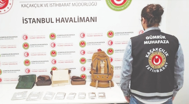 İstanbul Havalimanı'nda uyuşturucu yapımında kullanılan 4,3 ton madde ele geçirildi