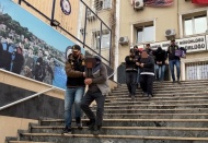 İstanbul merkezli 10 ilde oto hırsızlık çetesi üyesi 22 kişi gözaltında