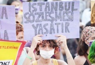 İstanbul Sözleşmesi’nin kaldırılmasıyla kadın haklarına yıkıcı bir darbe vuruldu