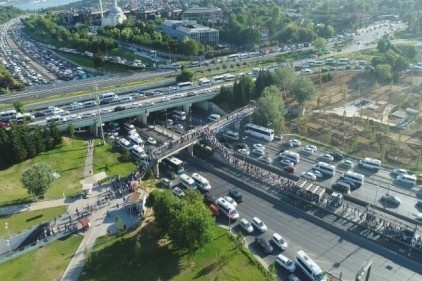 İstanbul trafiğine Mayıs&#039;ta 17,5 bin araç eklendi