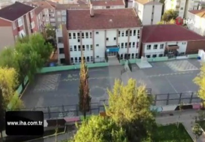 İstanbul'da ağır hasar gören okullar havadan görüntülendi