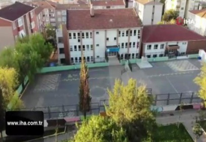 İstanbul'da ağır hasar gören okullar havadan görüntülendi