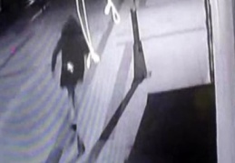 İstanbul'da genç kadına evinde dehşeti yaşattılar