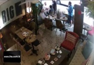 İstanbul'da keserli saldırgan dehşeti