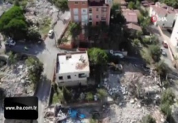 İstanbul'da korku salan boş metruk binalar yıkılıyor