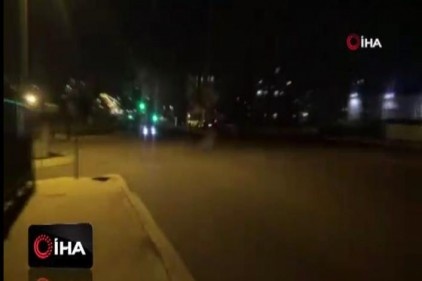 İstanbul&#039;da otomobile &#039;havai fişek&#039; mekanizması yapan gençler trafikte terör estirdi