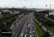 İstanbul'da tatil dönüşü trafik havadan görüntülendi