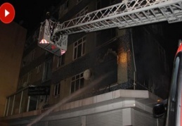 İstanbul'da yangını vatandaş, polis ve itfaiye ekipleri söndürdü