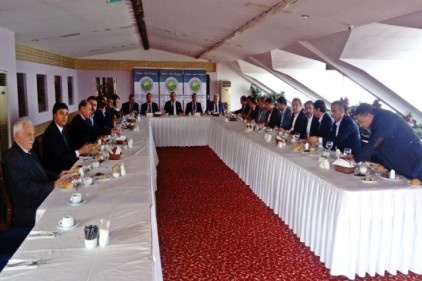 İstanbul&#8217;da yaşayan Doğu ve Güneydoğulu vatandaşların sorunları raporlaştırılacak