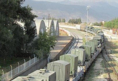 İstanbul’dan sevk edilen askeri araçları taşıyan tren, Gaziantep'e ulaştı