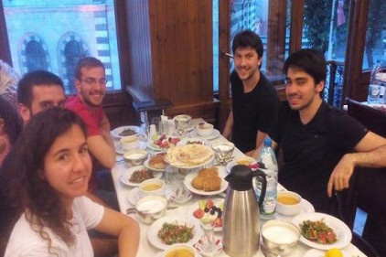 İstanbullu bir grup genç Gaziantep&#8217;e geldi