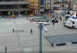 İstanbul'un meydanları boş kaldı