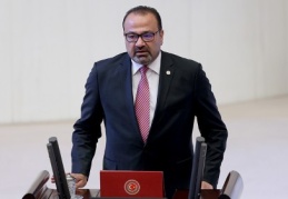 İstiklal Marşı, birliğin ve kahramanlığın destanıdır