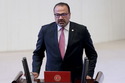 İstiklal Marşı, birliğin ve kahramanlığın destanıdır