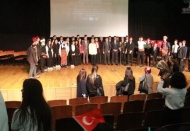İstiklal Marşını kabul töreninde koronaya kolonyalı önlem
