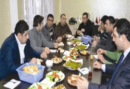 İstişare kahvaltısında buluşuyorlar