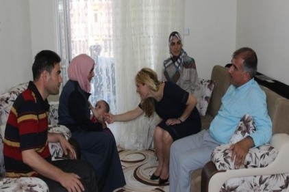 İsveç&#8217;ten Suriyelilere yardım geldi