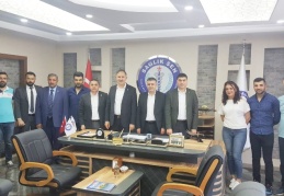 İşyeri temsilcilerimizle ve üyelerimizle büyük bir aileyiz