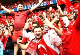 İtalya, Türk taraftar almayacak