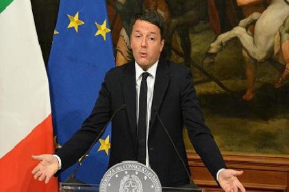 İtalya&#8217;da Başbakan Renzi istifa kararı aldı