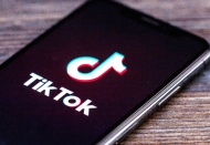 İtalya'da Tiktok'a 13 yaş sınırı getirildi