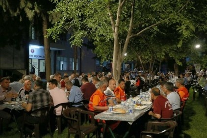 İtfaiyeciler iftarda buluştu 