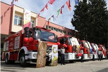 İtfaiyeye 12 yeni araç alındı