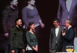 İyi çocuklar yetiştirmenin ilk şartı, iyi bir anne baba olmaktır