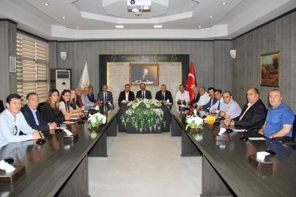 İyi partililer, Borsa&#8217;ya gitti