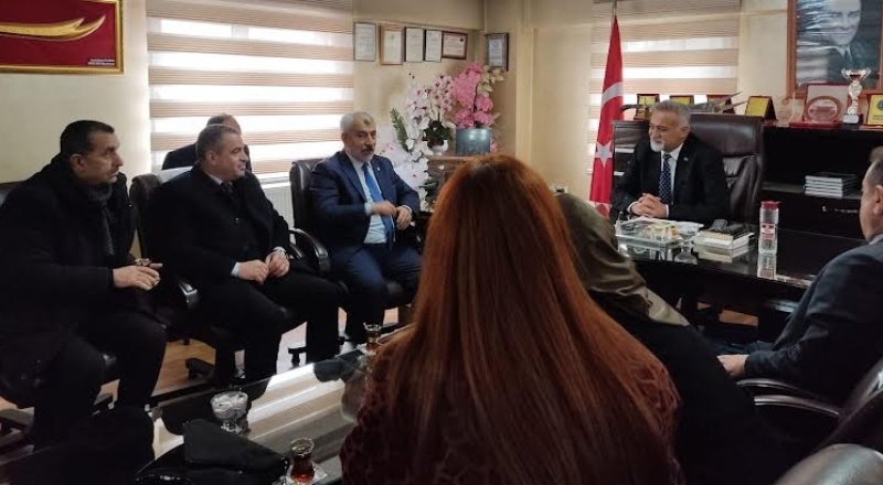 İYİ Partililer, Gaziantep Alevi Kültür Derneği’ni ziyaret etti