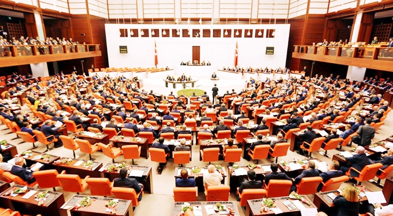 İyi Parti'nin 'KYK borçları silinsin' önerisine AKP ve MHP'den ret