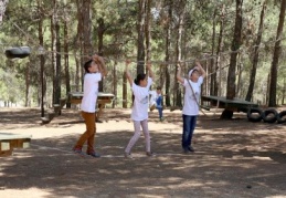 İzci kampında güzel bir gün geçirdiler