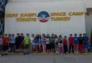 İzmir’de düzenlenen NASA Uzay kampına katıldılar