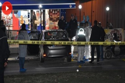 İzmir&#039;de silahlı çatışma: 1 ölü, 2 ağır yaralı
