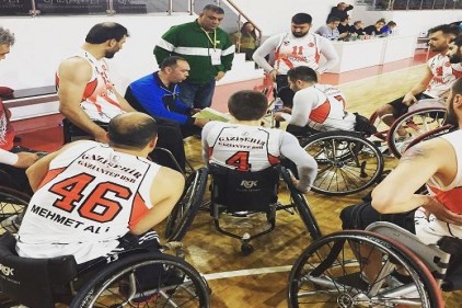 İzmir&#8217;deki hazırlık turnuvasına gidiyorlar