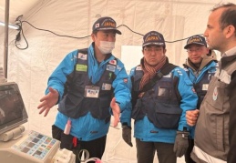 Japon doktorlar Gaziantep'e sahra hastanesi kurdu