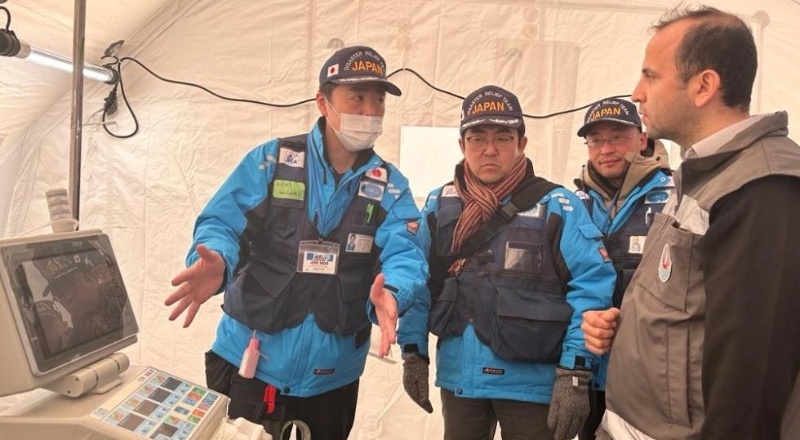 Japon doktorlar Gaziantep'e sahra hastanesi kurdu