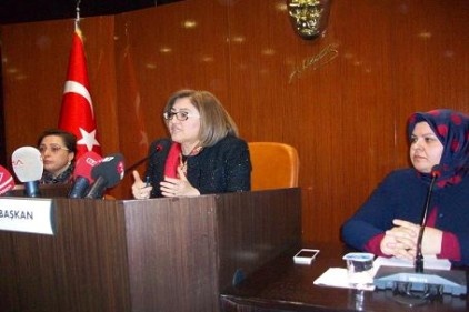 Jet komisyon kararıyla&#8220;Paralel&#8221;e arsa darbesi