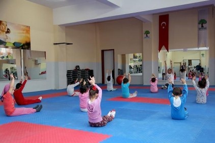 Jimnastik, çocukların fiziki ve sosyal gelişimlerine büyük katkı sağlıyor