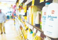 Johnson & Johnson'ın bebek ürünlerinde kanserojen madde kullandığı için aldığı 2.1 milyarlık ceza onandı