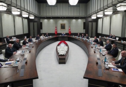 Kabine, bugün toplanıyor: Masada fahiş fiyatlar ve artan Koronavirüs vakaları var