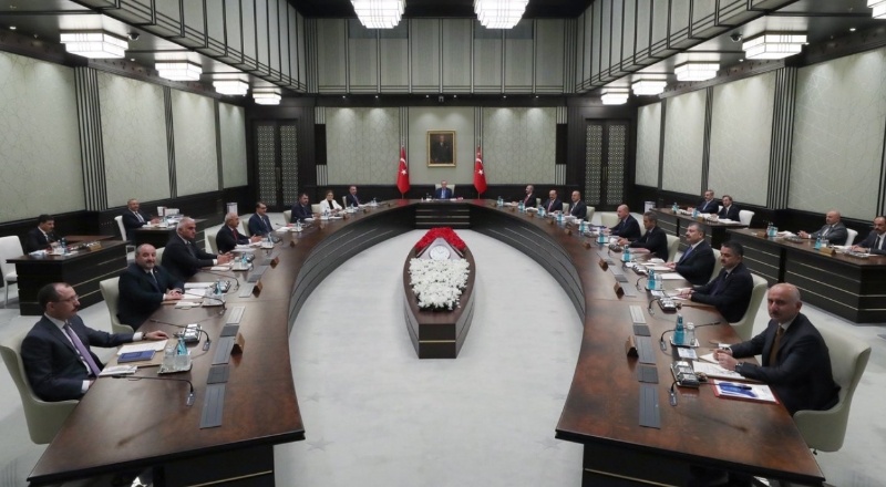 Kabine, bugün toplanıyor: Masada fahiş fiyatlar ve artan Koronavirüs vakaları var