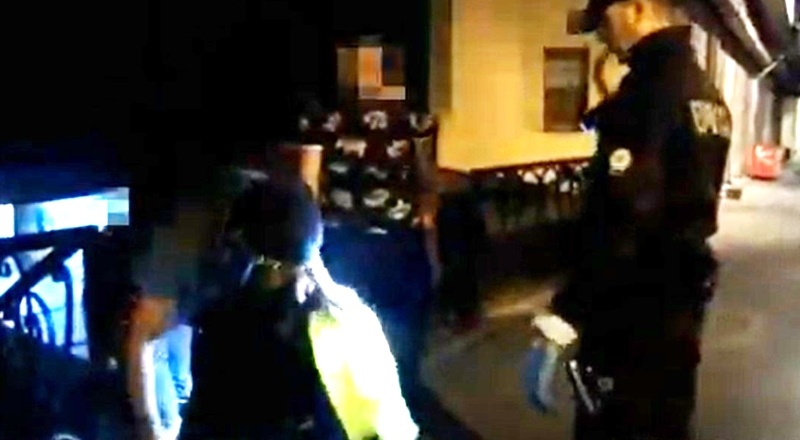 Kablo hırsızlarının yakalanma anı kamerada