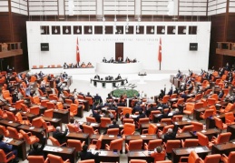Kabul edilen teklife göre, kısa çalışma ödeneğinin süresi uzatılıyor
