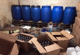 Kaçak içki ele geçirildi